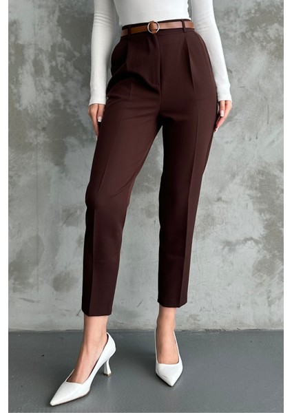 Kadın Dar Paça Pileli Kemerli Mevsimlik Kumaş Pantolon Kahve Kahve / 36