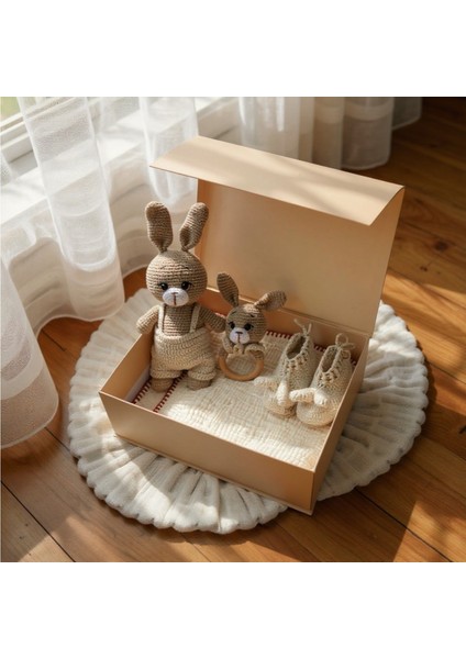 Kişiselleştirilebilir Bebek Hediye Seti / Babyshower Yenidoğan Hediye Kutusu - Bunny Ollie
