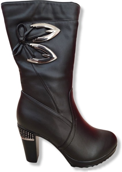 11203 Siyah Topuklu Çizme