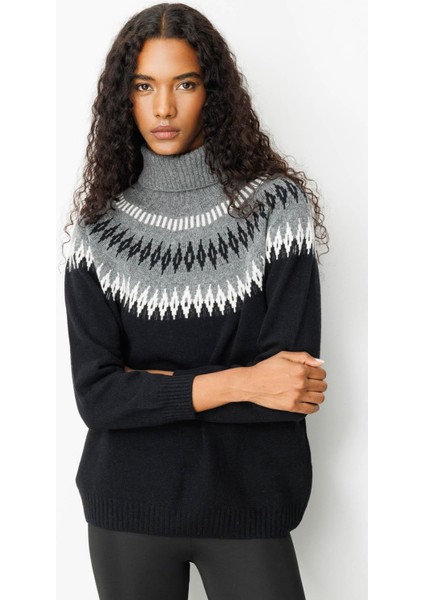 Kadın Tam Balıkçı Yaka Robası Baklavalı Yün Kazak Siyah