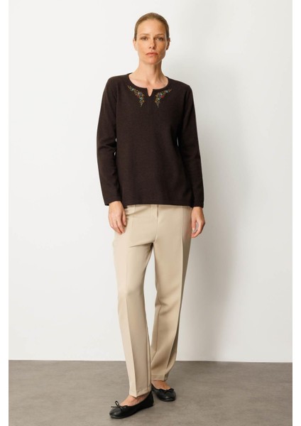 Kadın Sıfır Yaka Yaka Kenarı Işlemeli Yün Bluz K.kahve fırsatları