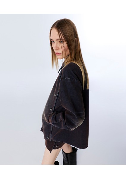 Metal Düğme Aksesuarlı Gömlek Ceket TW6250005082008 modelleri