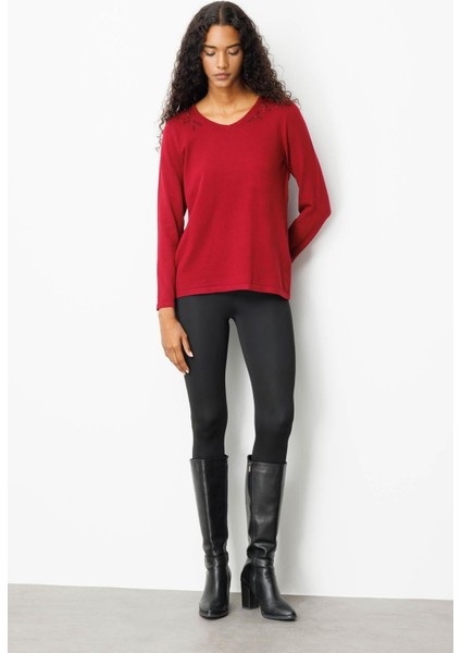 Kadın V Yaka Omuzları Boncuk Işlemeli Bluz Vişne indirimleri