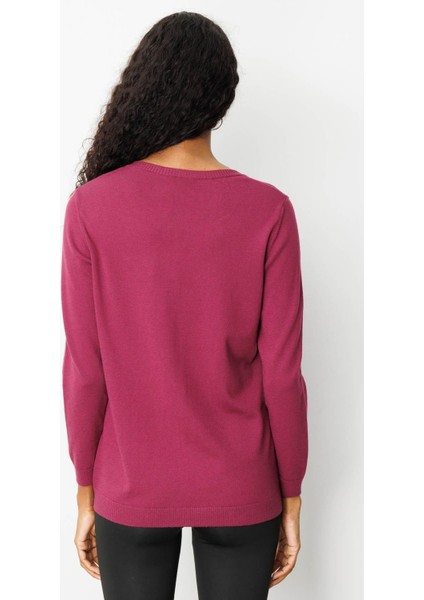 Kadın Sıfır Yaka Yakası Çiçek Nakış Işlemeli Bluz Mürdüm fırsatları