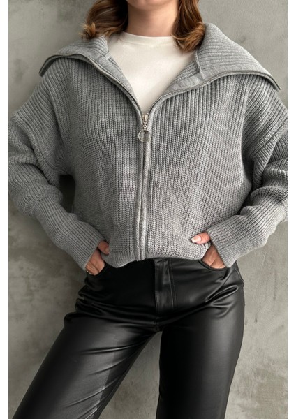 Gri Devrik Yaka Fermuarlı Triko Hırka Gri / Standart