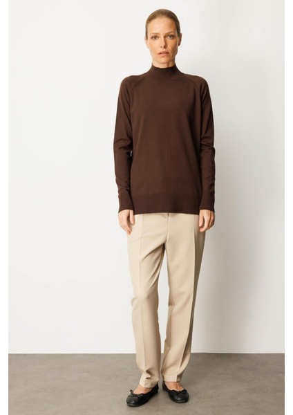 Kadın Yarım Balıkçı Yaka Kolları Yırtmaçlı Kazak Kahve indirimleri