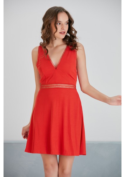 Kadın V Yaka Dokulu Yazlık Bel Detaylı A Kesim Nar Çiçeği Spor Şık Fermuarlı Askılı Tasarım Elbise fırsatları