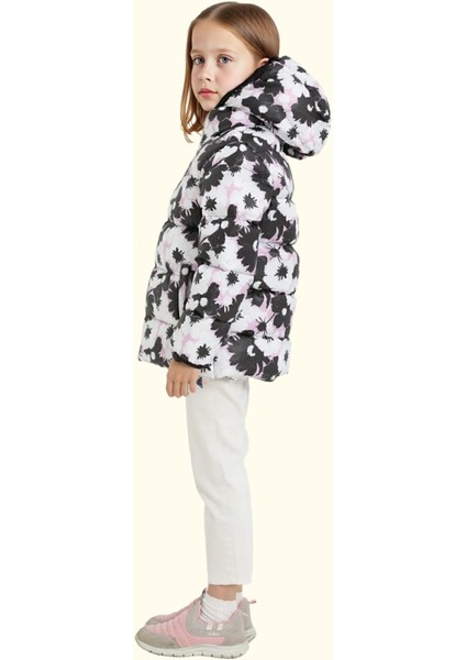 Kız Çocuk Beyaz Mor Çiçek Desen Içi Polar Su ve Rüzgar Geçirmez Kapüşonlu Cepli Şişme Kışlık Mont