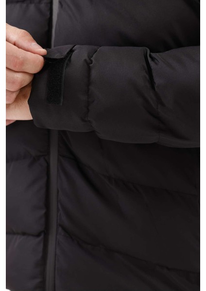 Erkek Siyah Kapüşonlu Içi Polarlı Su Geçirmez Rüzgara Dayanıklı Şişme Mont & Kaban & Parka