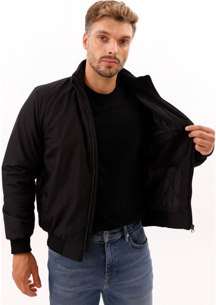 Erkek Siyah Astarlı Dik Yaka Mevsimlik Su ve Rüzgar Geçirmez Mont FM-505