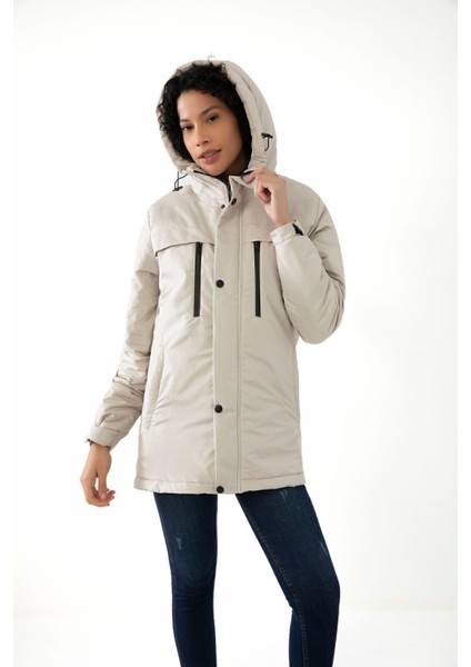 Spor Kadın Polarlı Su ve Rüzgar Geçirmez Kapüşonlu Mont Kaban Parka