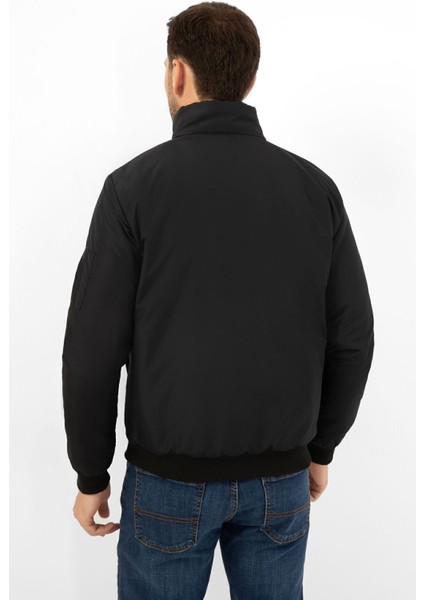 Spor Erkek Astarlı Dik Yaka Mevsimlik Cepli Su ve Rüzgar Geçirmez Mont