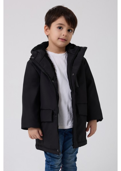 Erkek Çocuk Siyah Kürklü Su ve Rüzgar Geçirmez Kapüşonlu 3 Kışlık Mont & Kaban & Parka FMPÇ-110 indirimleri