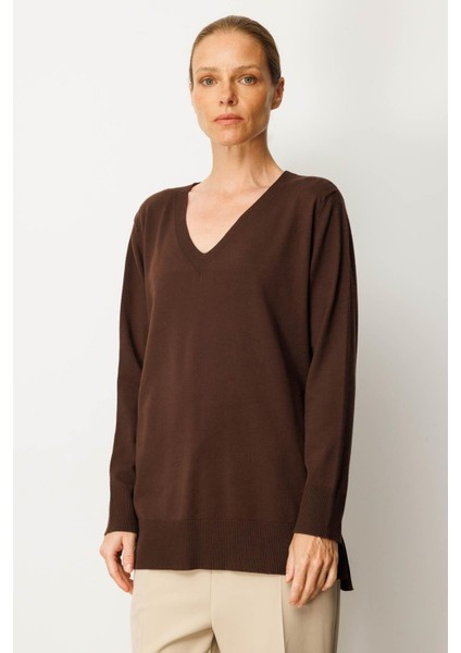 Kadın V Yaka Önü Arkası Yırtmaçlı Kazak Kahve fırsatları