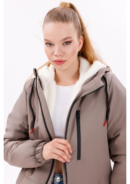 Kadın Vizon Kürklü Su ve Rüzgar Geçirmez Kapüşonlu Kışlık Mont & Kaban & Parka FMM-100-K