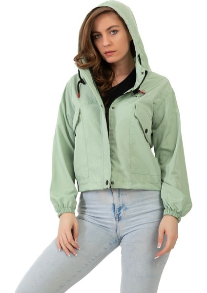 Kadın Su Yeşili Su Geçirmez ve Rüzgara Dayanıklı Kapüşonlu Çıt Çıtlı Mevsimlik Yağmurluk Y25