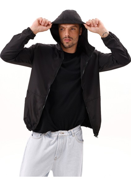 Erkek Siyah Kapüşonlu Su ve Rüzgar Geçirmez Astarlı Oversize Yağmurluk Y35