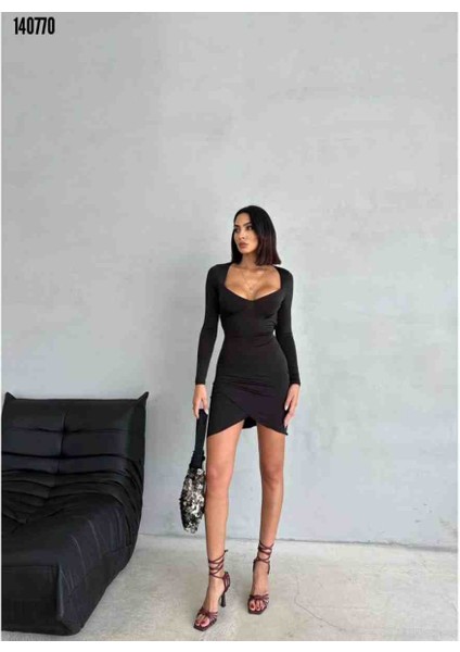 Kadın Uzun Kollu Göğüs ve Sırt Dekolteli Kruvaze Etek Detay Fırsat Ürün Mini Elbise, Kırmızı Gül Figürlü Kolye Hediye