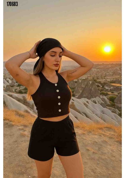 Kadın Düğme Detay Kaşkorse Kumaş Atlet, Kırmızı Gül Figürlü Kolye Hediye fiyatları