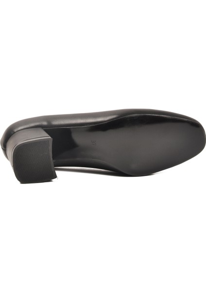 Siyah Kadın Topuklu Ayakkabı indirimleri