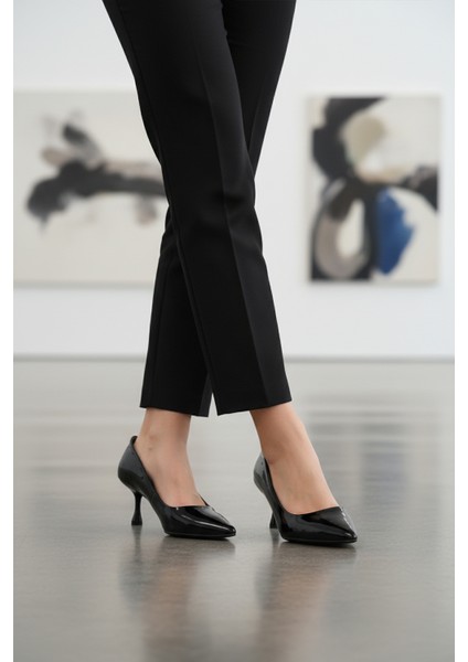 Siyah Rugan Kadın Topuklu Ayakkabı modelleri