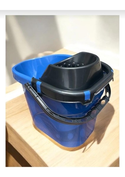 15 Litre Renkli Temizlik Kovası – Dayanıklı ve Pratik Kullanım