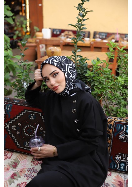 Meftun Desenli Eşarp Siyah