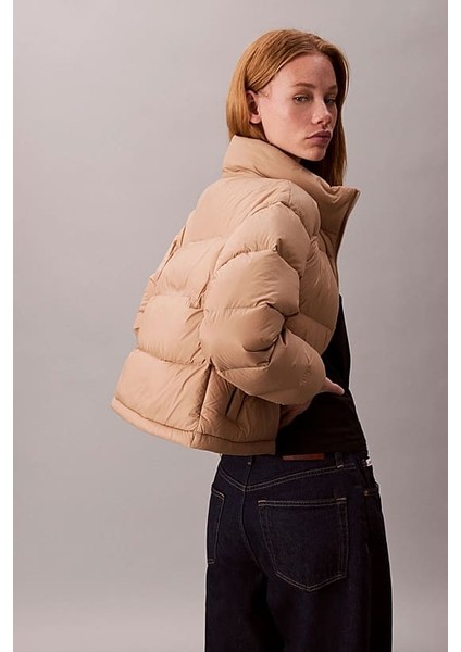 Kadın Regular Fit Grafik Baskılı Dik Yaka Şişme Mont - Bej fiyatları