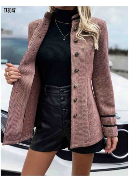 Kadın Uzun Kollu Hakim Yaka Düğme Detaylı Dokuma Ceket, Kırmızı Gül Figürlü Kolye Hediye modelleri