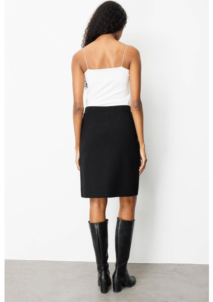 Kadın Triko Düz Basic Etek Siyah fırsatları