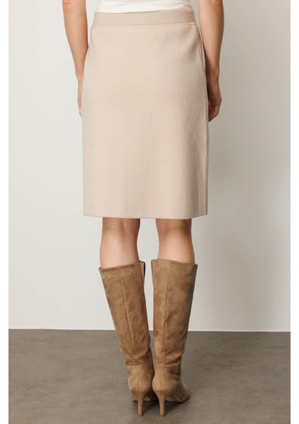 Kadın Triko Düz Basic Etek Bej fırsatları