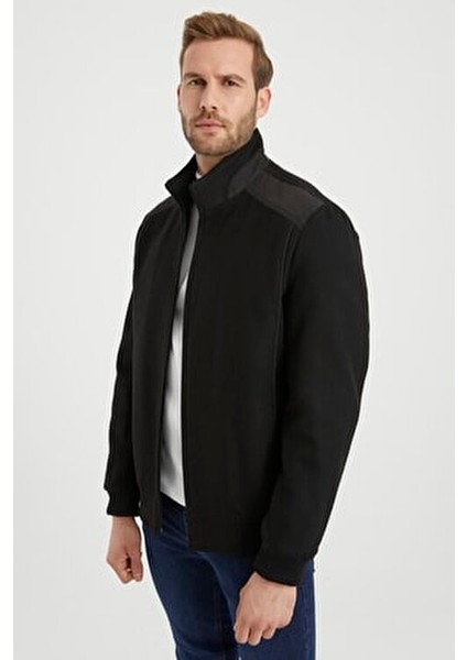 Erkek Siyah Yün Karışımlı Rahat Kalıp Kaşe Mont