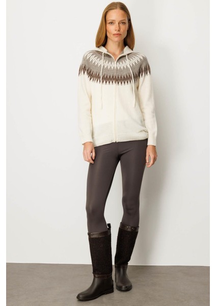 Kadın Kapüşonlu Robası Baklavalı Hırka Kemik indirimleri