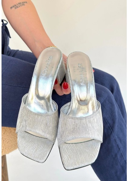 Luart Gümüş Simli Topuklu Terlik fiyatları