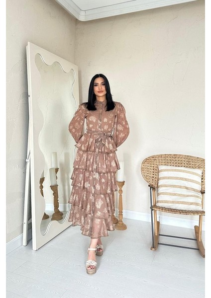 Bej Valonlu Şeritli Kat Kat Elbise