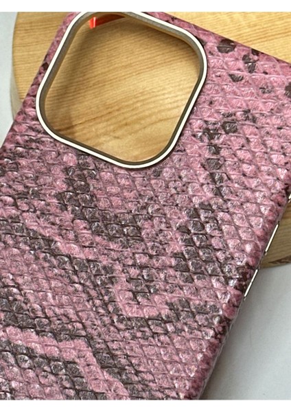 15 Plus Yılan Desenli Kılıf fiyatları