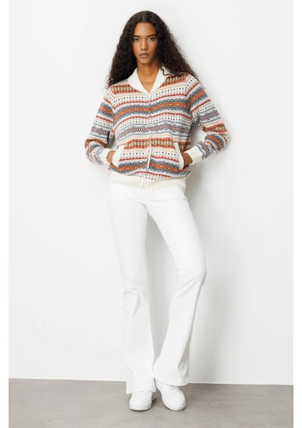 Kadın Hakim Yaka Jakarlı Yün Hırka Kemik indirimleri