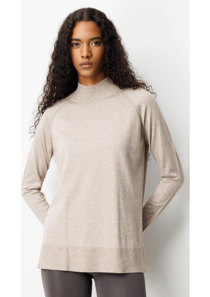 Kadın Yarım Balıkçı Yaka Kolları Yırtmaçlı Kazak Vizon