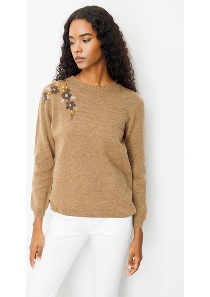 Kadın Sıfır Yaka Omuzu Işlemeli Yün Kazak V.camel fiyatları