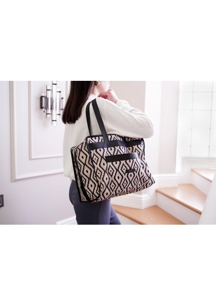 Seyahat Çantası | Çok Amaçlı, Omuz Askılı, Laptop Bölmeli, Kısa Seyahatler Için Ideal modelleri