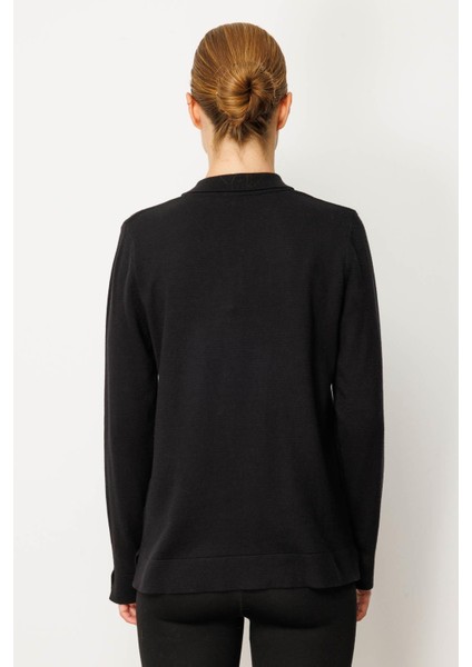 Kadın Polo Yaka Yakası ve Kolu Düğmeli Bluz Siyah modelleri