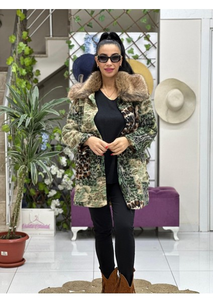 NC56194 Kapişonlu Kürklü Keçe Kaban