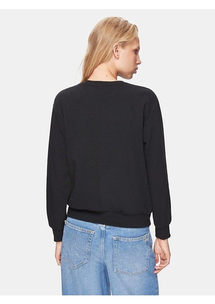 Kadın Sıfır Yaka Uzun Kollu Siyah Sweatshırt