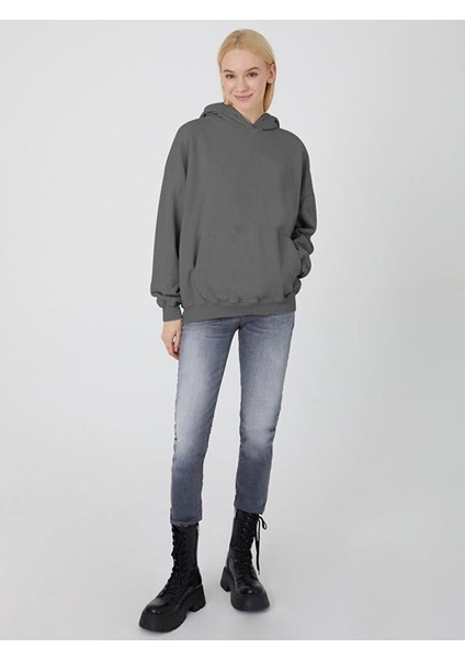 KadınSoluk Efektli Oversıze Koyu Grı Sweatshırt