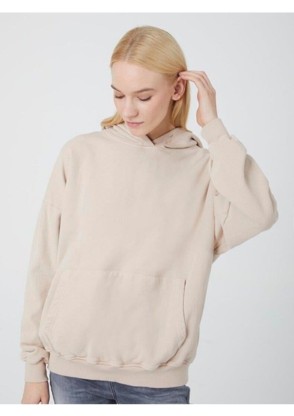 Kadın Soluk Efektli Oversıze Bej Sweatshırt