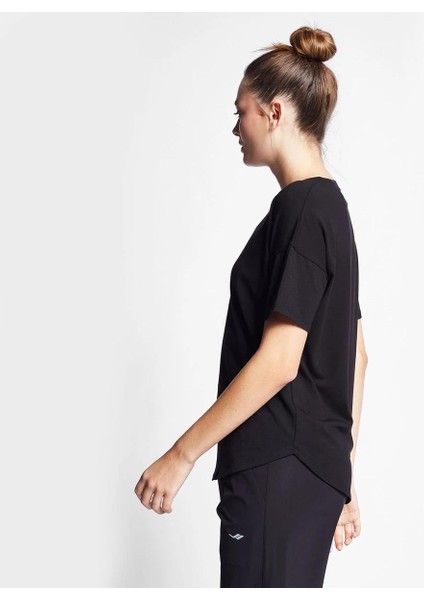 Kadın Kısa Kollu T-Shirt 24S-2215-24B