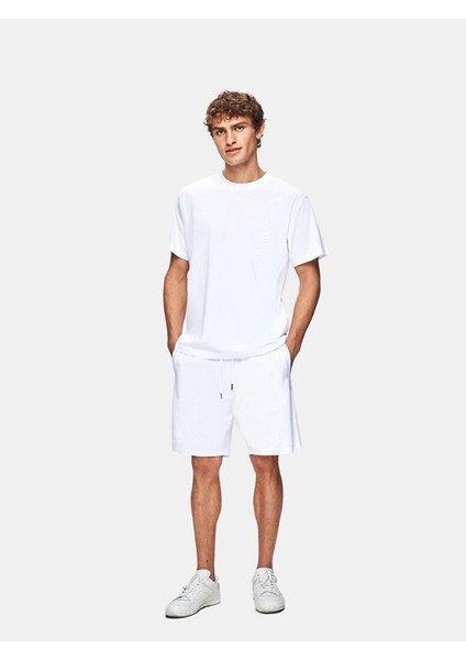 Beyaz T-Shırt modelleri