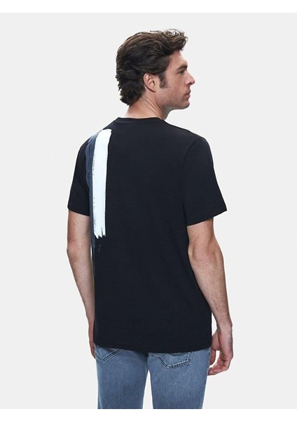 Erkek Sıfır Yaka Kısa Kol Regular Siyah T-shırt