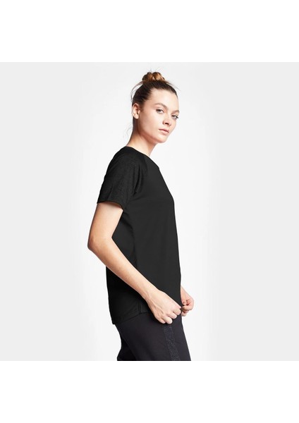 24B-2003 Koşu Kısa Kol Tshırt Kadın Sıyah 24BTBP002003-633 indirimleri
