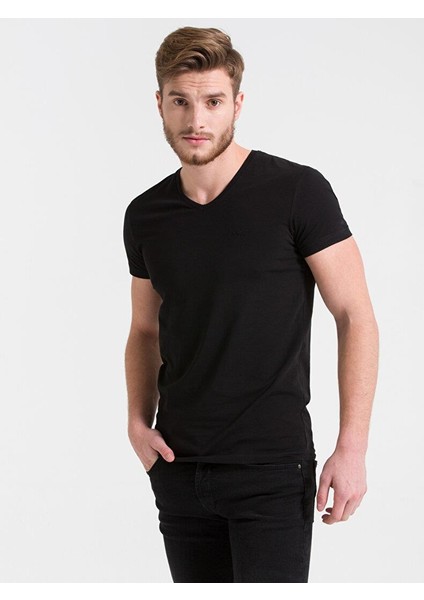 Siyah T-Shirt indirimleri